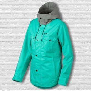 *Never worn* Oakley Insulated Winter Coat